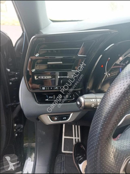 Samochód dostawczy Lexus 500H