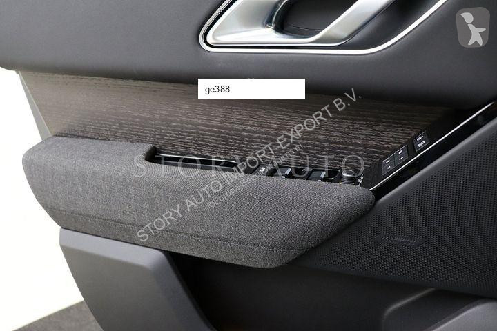 Samochód dostawczy Land Rover Velar