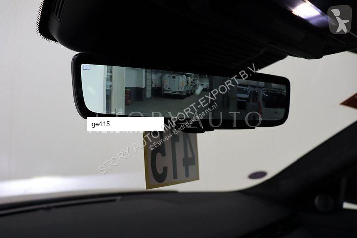 Samochód dostawczy Land Rover