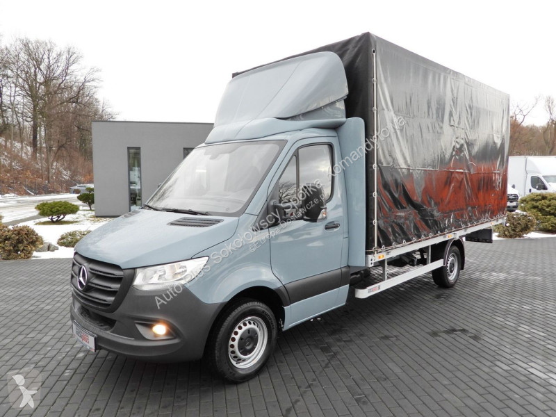 عربة نفعية Mercedes 23ASTER