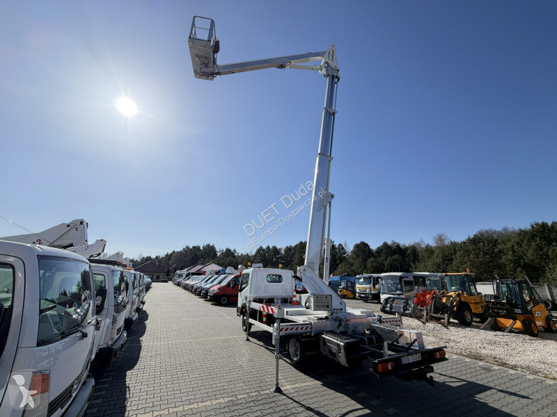 Nissan  Transporter