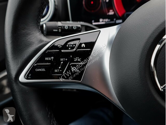 Véhicule utilitaire Mercedes C 300 T...