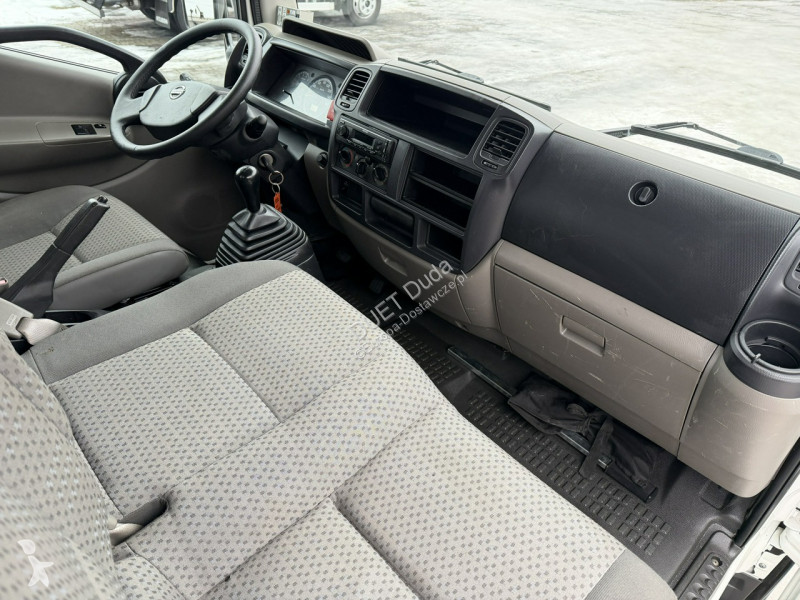 Furgoneta Nissan