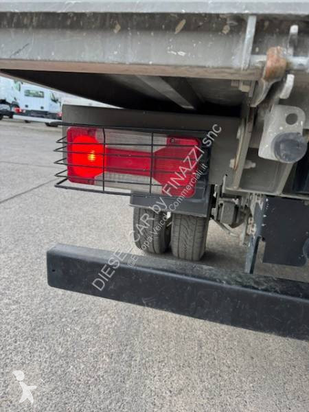 عربة نفعية Iveco