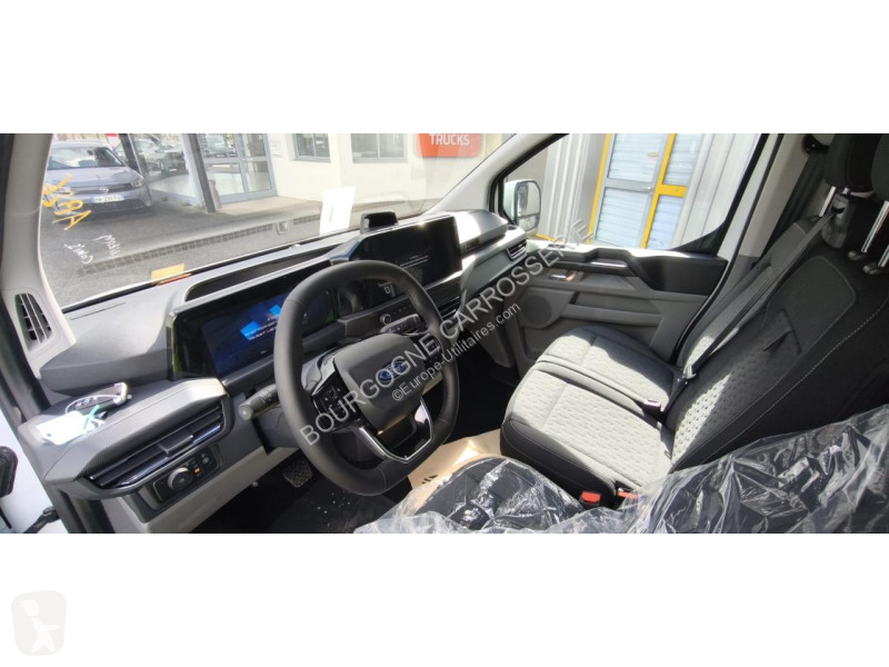 Véhicule utilitaire Ford TRANSIT CUSTOM 2.0...