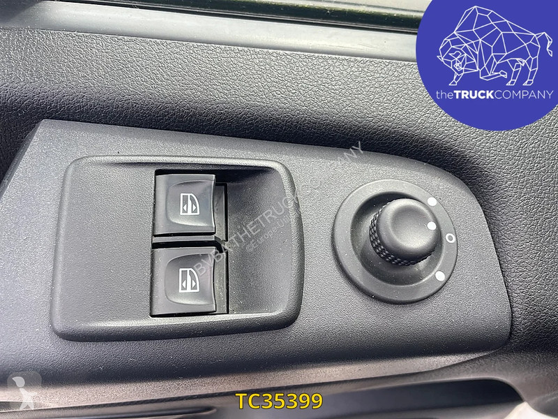 عربة نفعية Renault 145.32 frigo
