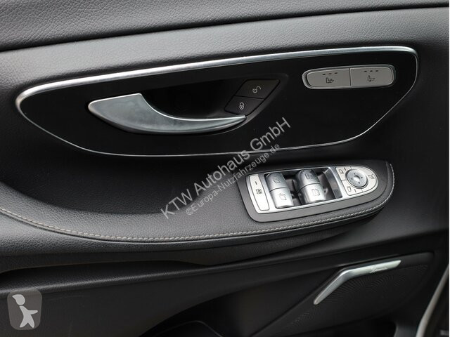 Véhicule utilitaire Mercedes EQV 300...