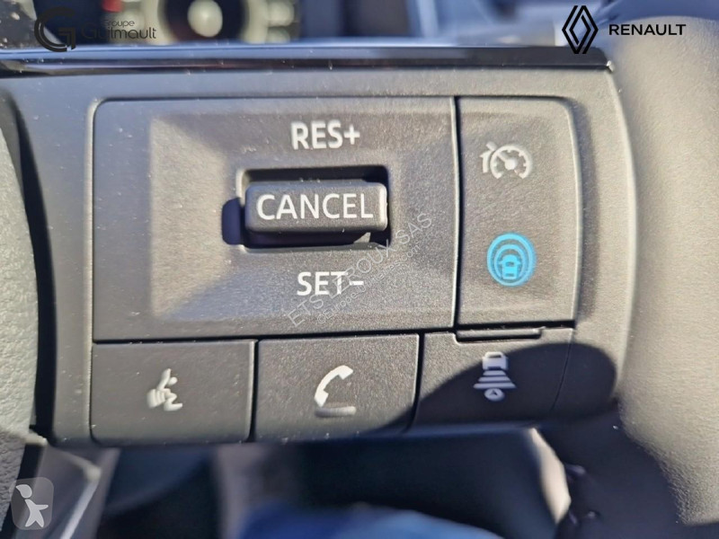 عربة نفعية Nissan QASHQAI