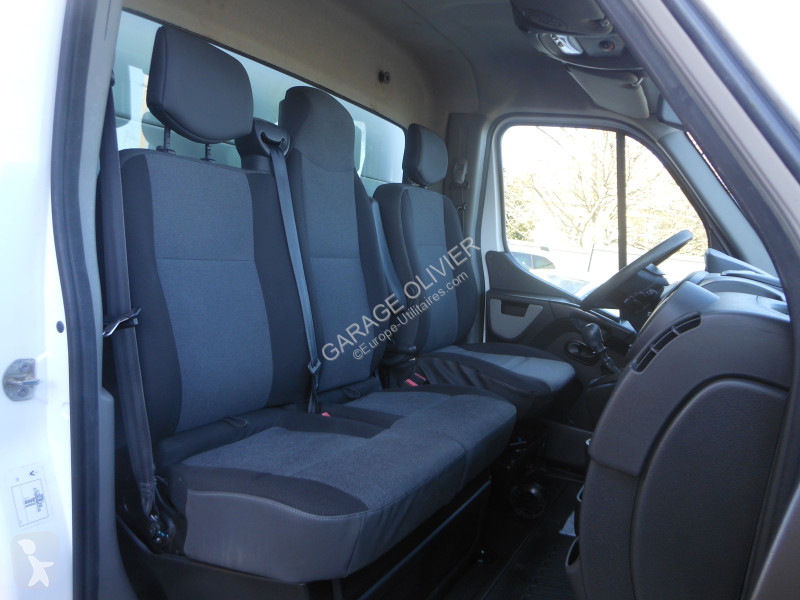 Véhicule utilitaire Renault Châssis Cabine...