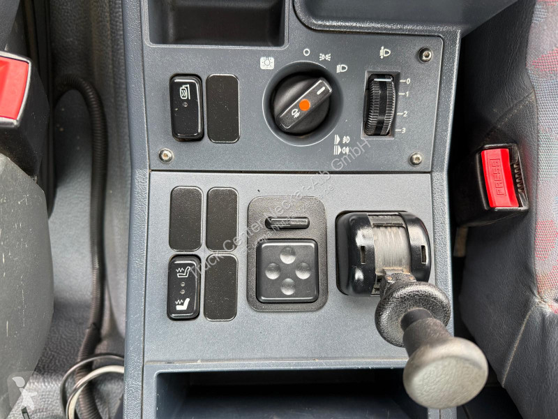 عربة نفعية Unimog   U400...