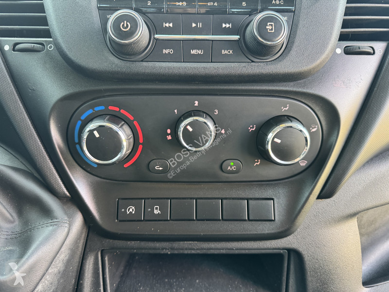 Furgoneta Iveco 35C14 2.3 Kipper Dubbele Cabine...