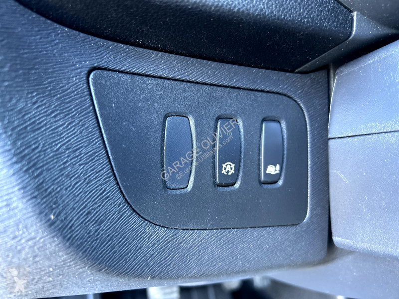 Véhicule utilitaire Renault Maxi Grand Volume...