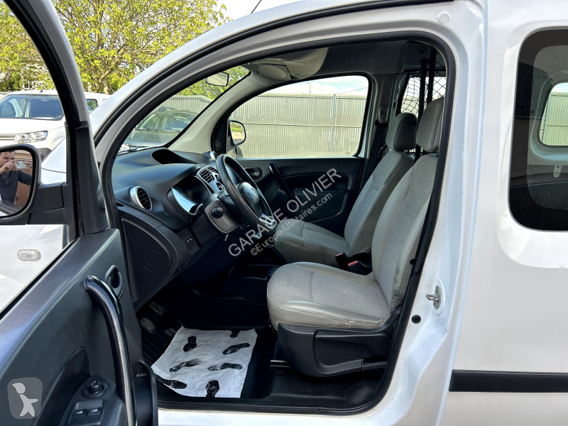 عربة نفعية Renault Maxi Grand Volume 1.5 Blue...