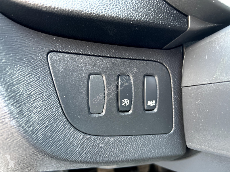 Véhicule utilitaire Renault Maxi Grand Volume...