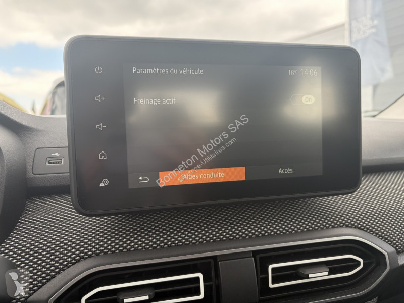 Samochód dostawczy Dacia (3) Expression TCe 90 CVT