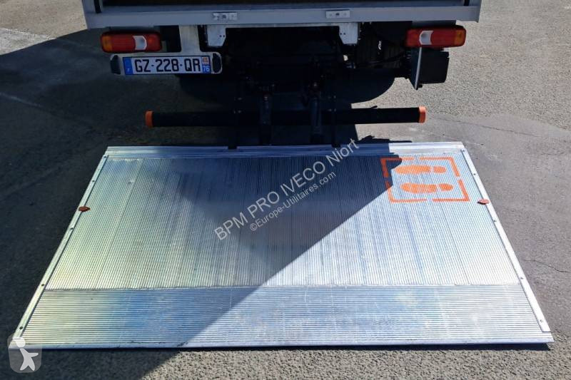 عربة نفعية Iveco