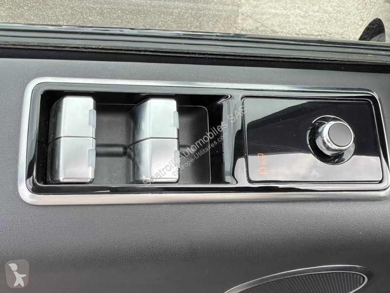 Samochód dostawczy Land Rover II 4.4 SDV8 340ch...