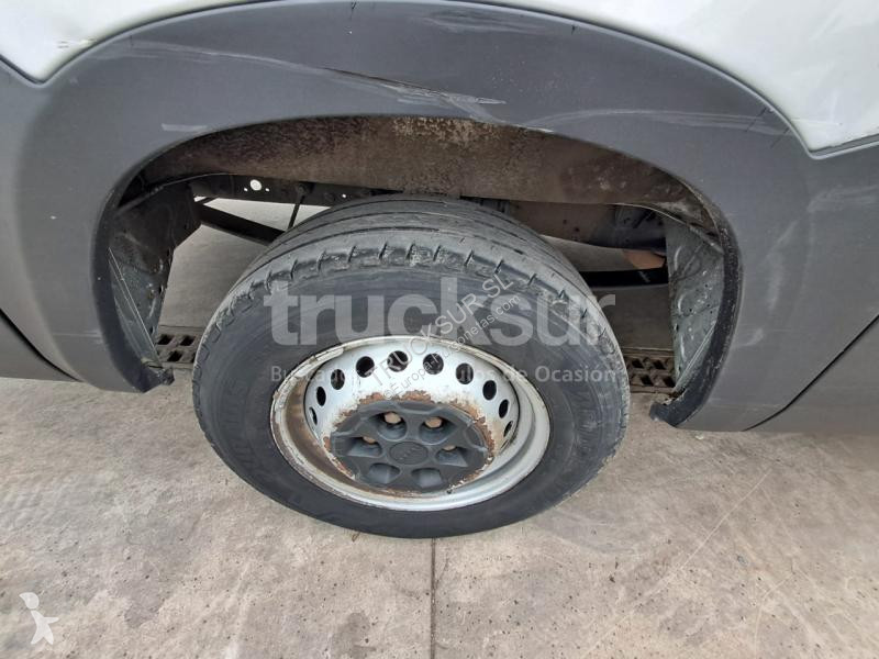 Furgoneta Iveco  DAILY 35S14 12M3