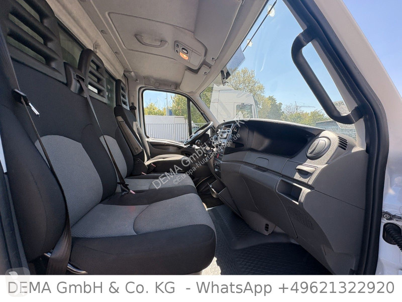 عربة نفعية Iveco...