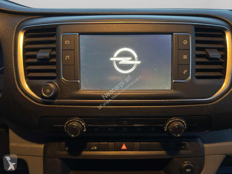 عربة نفعية Opel