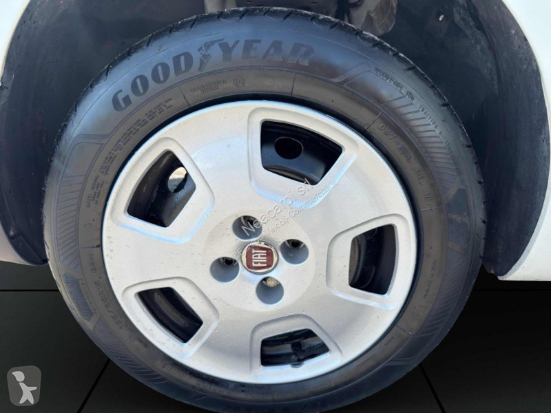 عربة نفعية Fiat