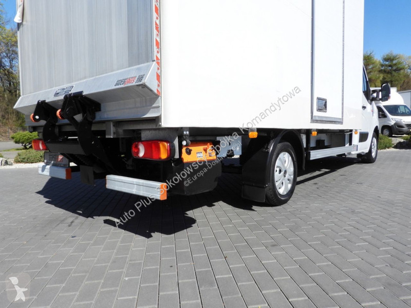 عربة نفعية Renault  MASTER