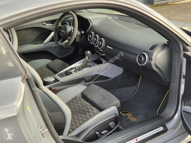 Samochód dostawczy Audi RS