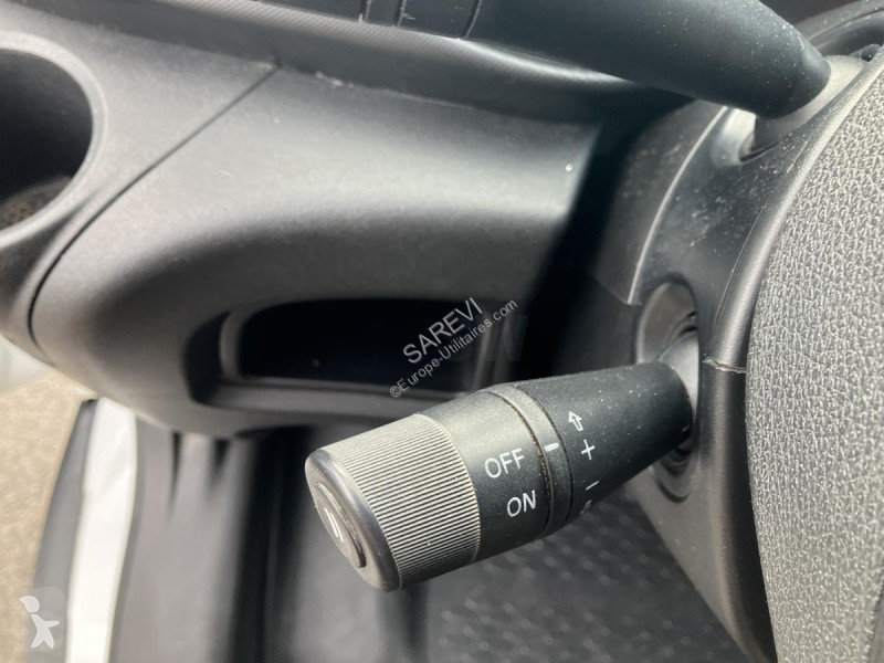Véhicule utilitaire Iveco 35-150 BENNE COFFRE