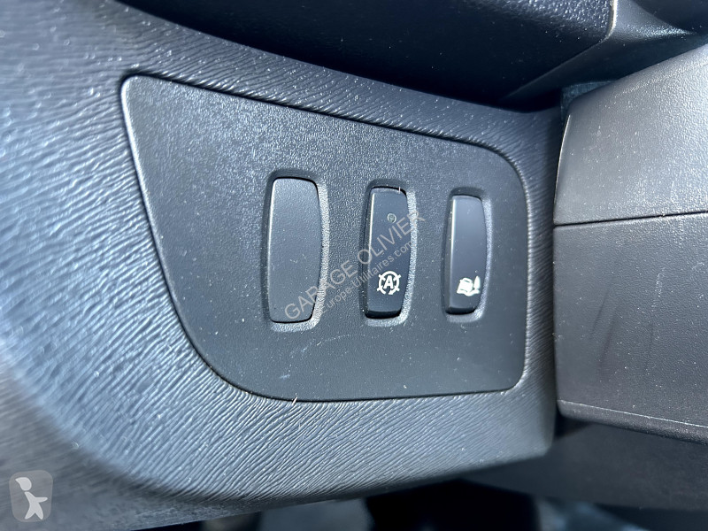 Véhicule utilitaire Renault Maxi Grand Volume...