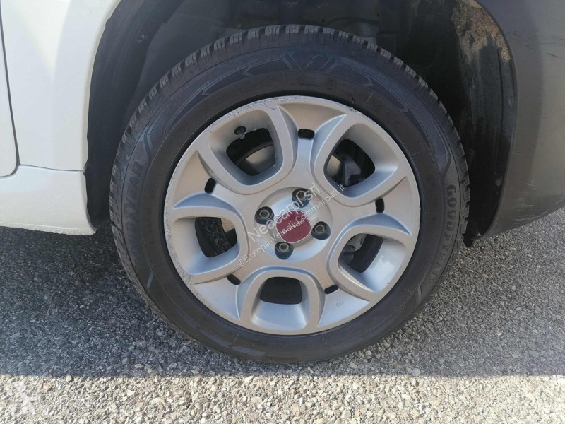 عربة نفعية Fiat