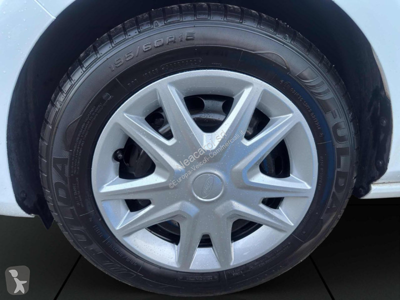 Furgoneta Ford