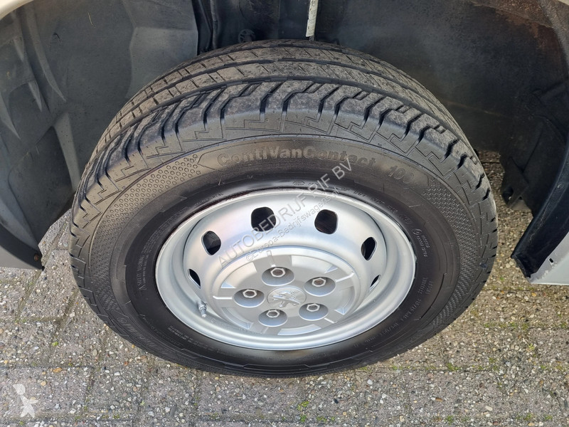 Furgoneta Peugeot 2.0 HDI L2H2 9 Persoons Euro 6