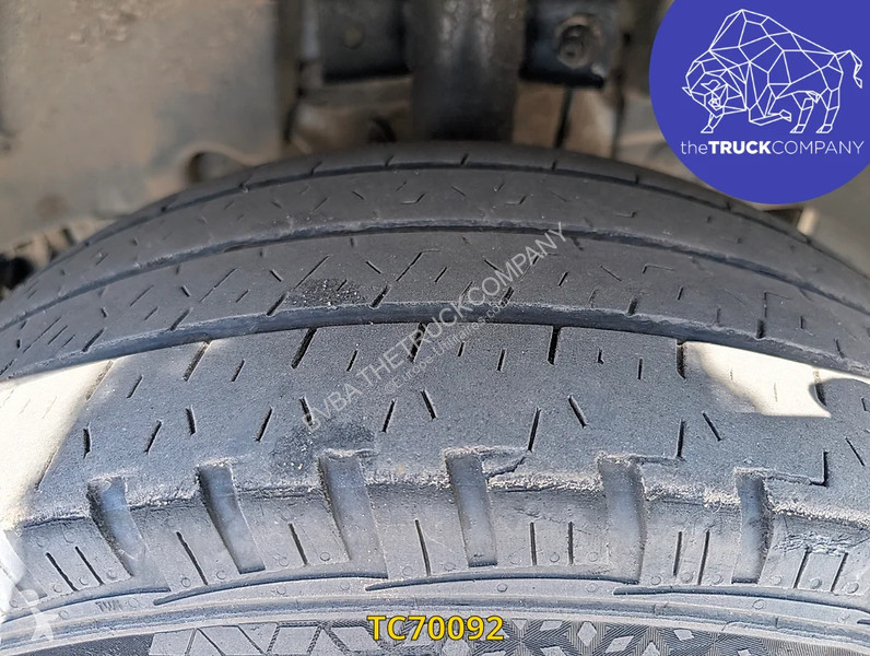 Samochód dostawczy Renault 145.35 nacelle klubb