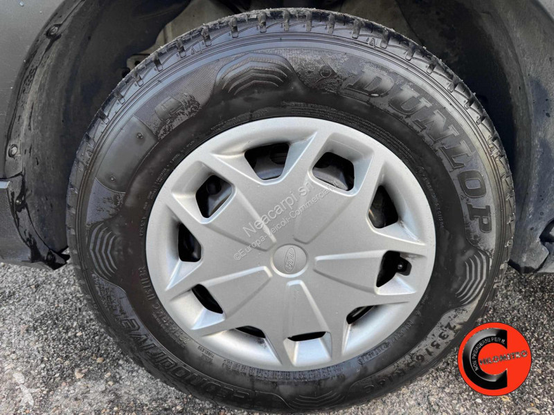 Furgoneta Ford