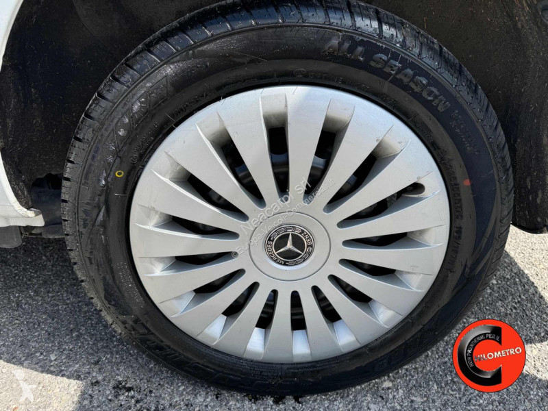 Коммерческий автомобиль Mercedes