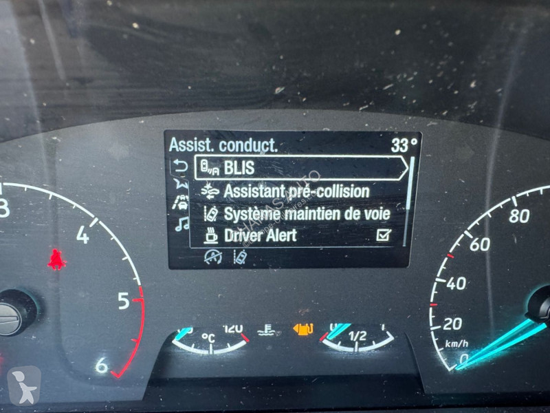 Véhicule utilitaire Ford 350 L2H2 2.0 EcoBlue...