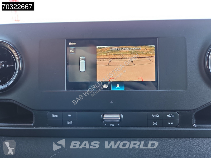 عربة نفعية Mercedes 215 CDI Automatik 150PS...