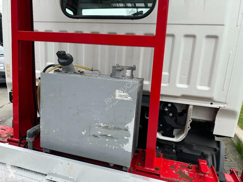 عربة نفعية Nissan 3X UNIT  35.13 EURO 6 + LIFT...