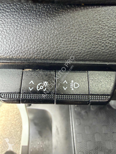 Furgoneta Renault L1H1 2T8 2.0 dCi 110ch Confort