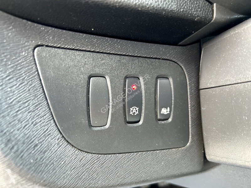 Комерційні автомобілі Renault Maxi Grand Volume...