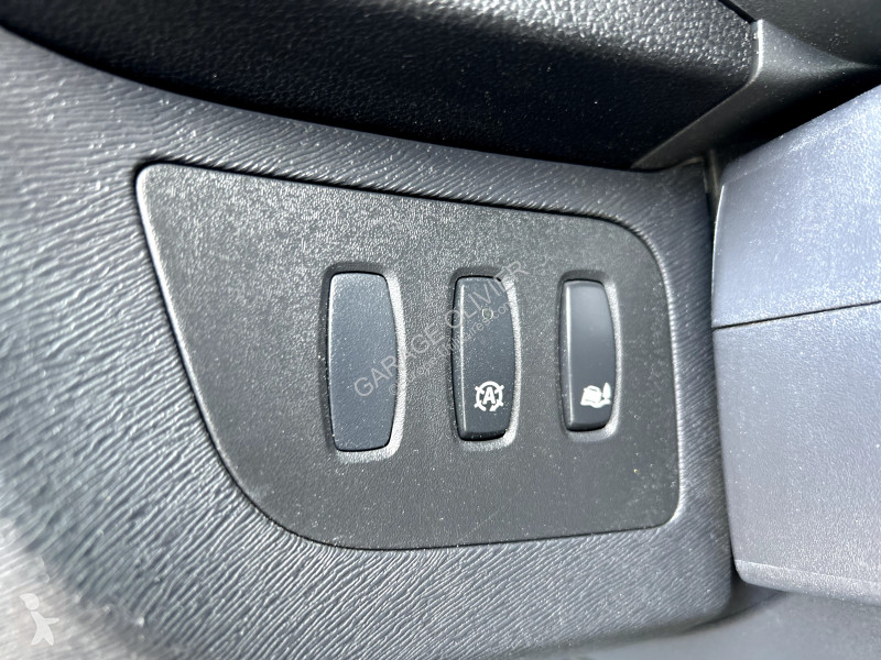 Véhicule utilitaire Renault Maxi Grand Volume...