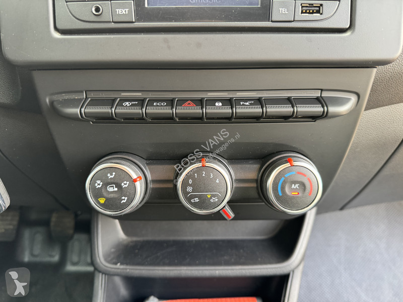 Véhicule utilitaire Renault 1.5 dCi 75pk L1...