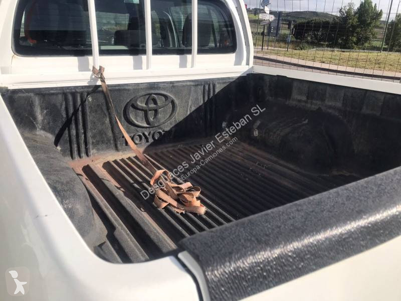عربة نفعية Toyota
