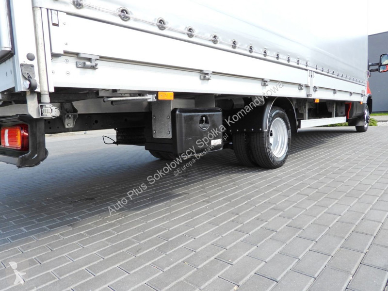 Veicolo commerciale Iveco 50C18 DAILY