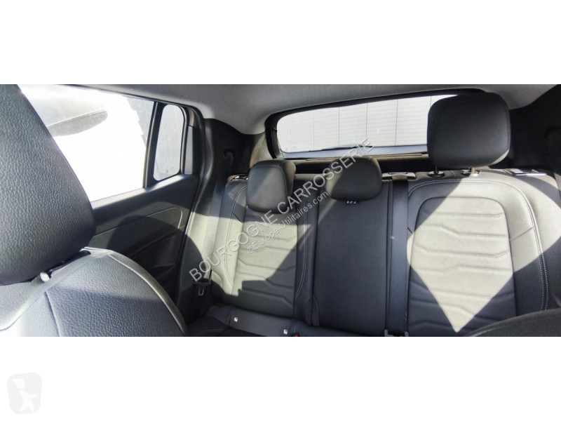 Samochód dostawczy Jeep AVENGER 1.2 Turbo T3 -...