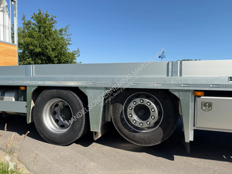 Maskinbæreren DAF 480.26 OPRIJWAGEN XF