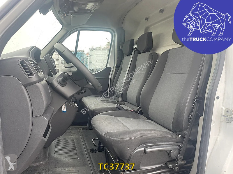 Véhicule utilitaire Renault 145.35 klubb