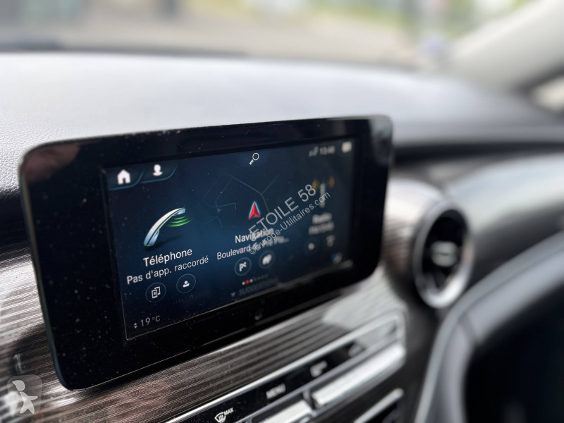 Véhicule utilitaire Mercedes Classe V...