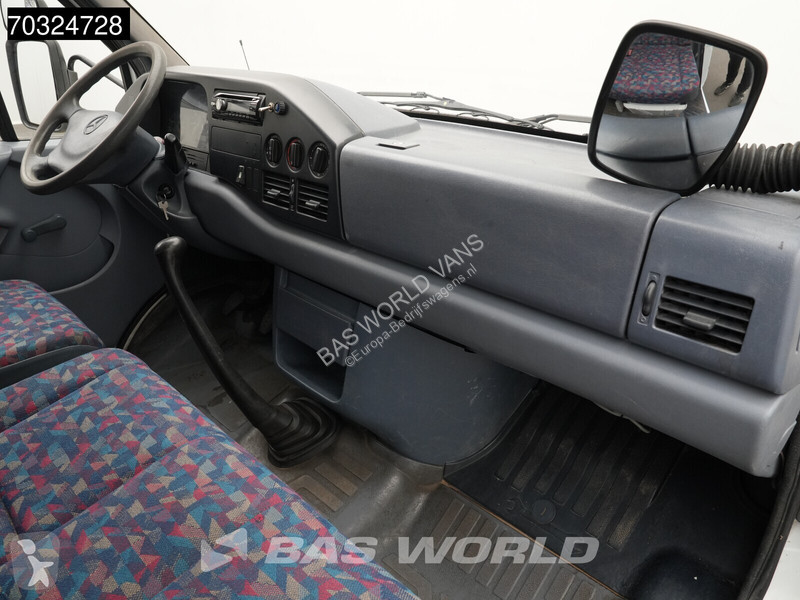 Furgoneta Mercedes 412 D Dubbellucht...