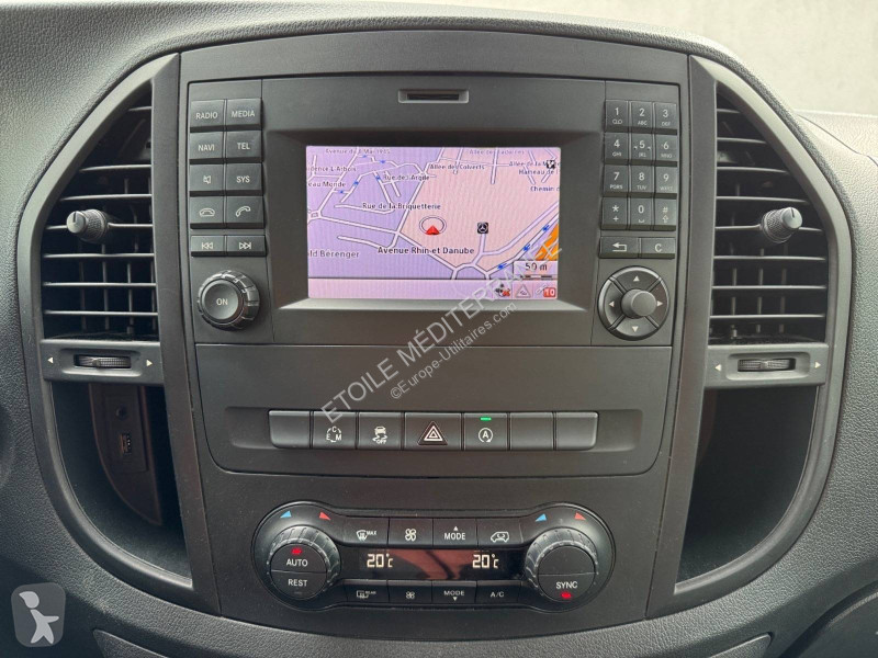 Veicolo commerciale Mercedes 119 BlueTEC 4x4...